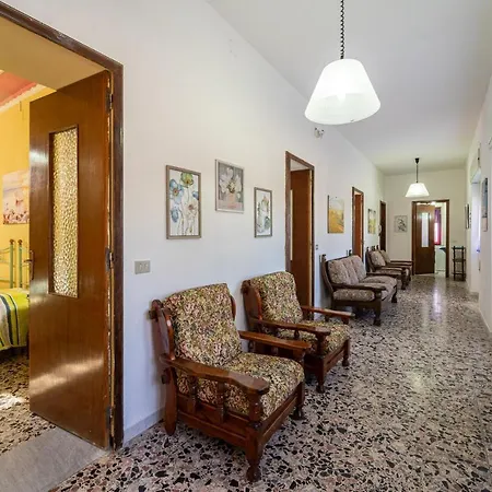 Holiday home Casa Lamarmora